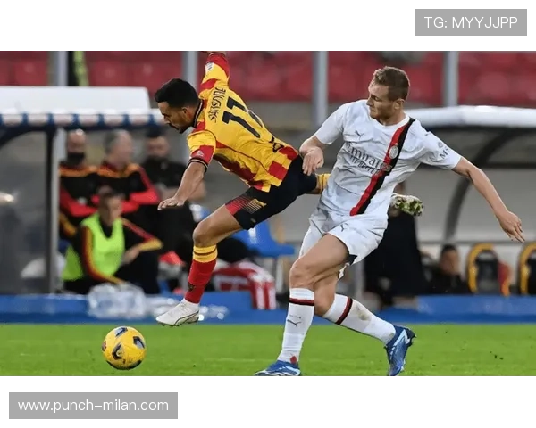 《逆袭绿茵场的传奇足球星，一颗冉冉升起的新星征战世界》